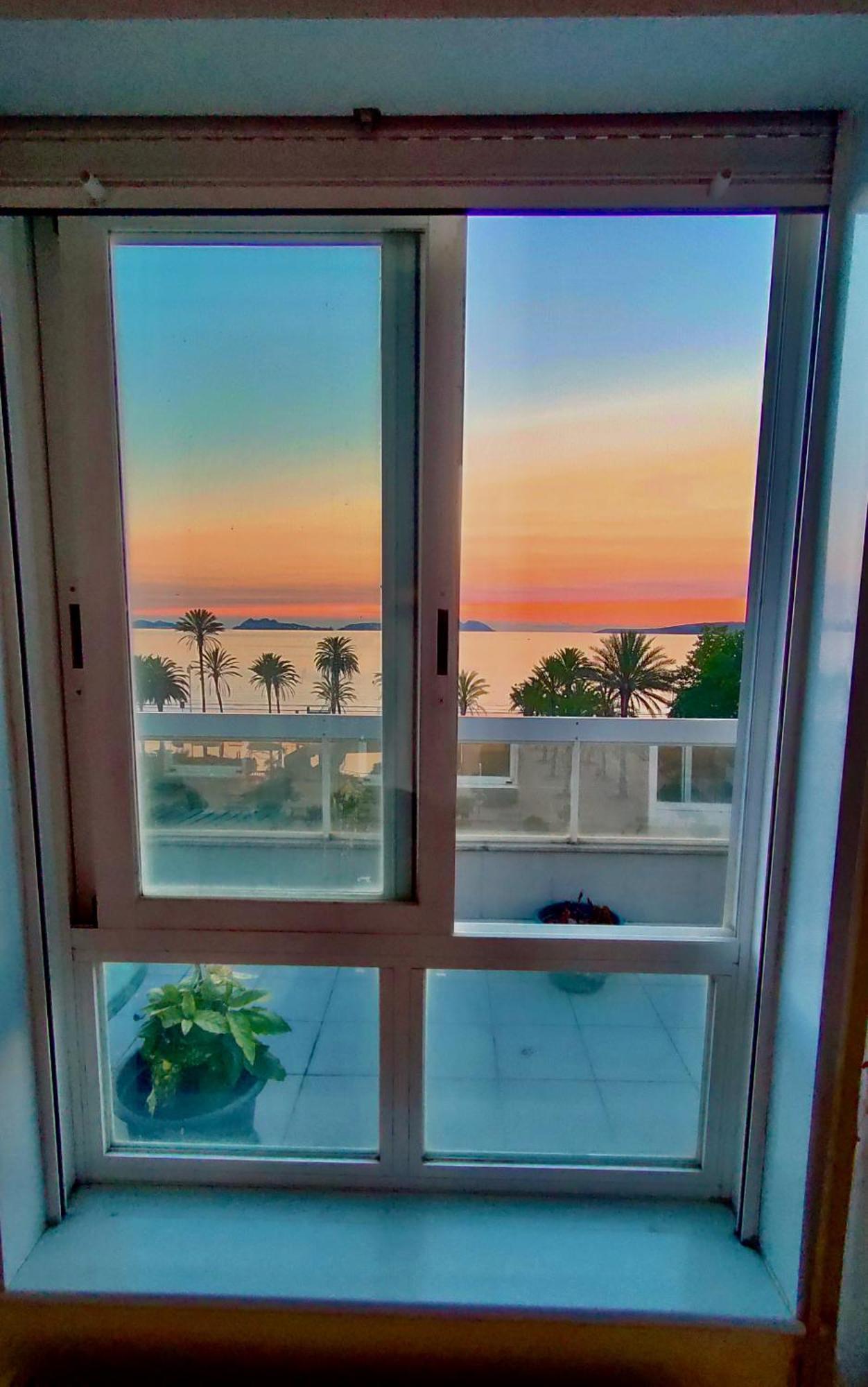 Samil Apartment, Primera Linea De Playa Con Wifi Y Garaje วิโก ภายนอก รูปภาพ